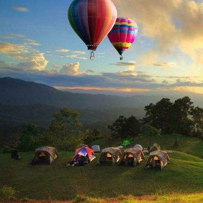 副市长暗访多次询问 女工作人员戴耳机听歌不理睬